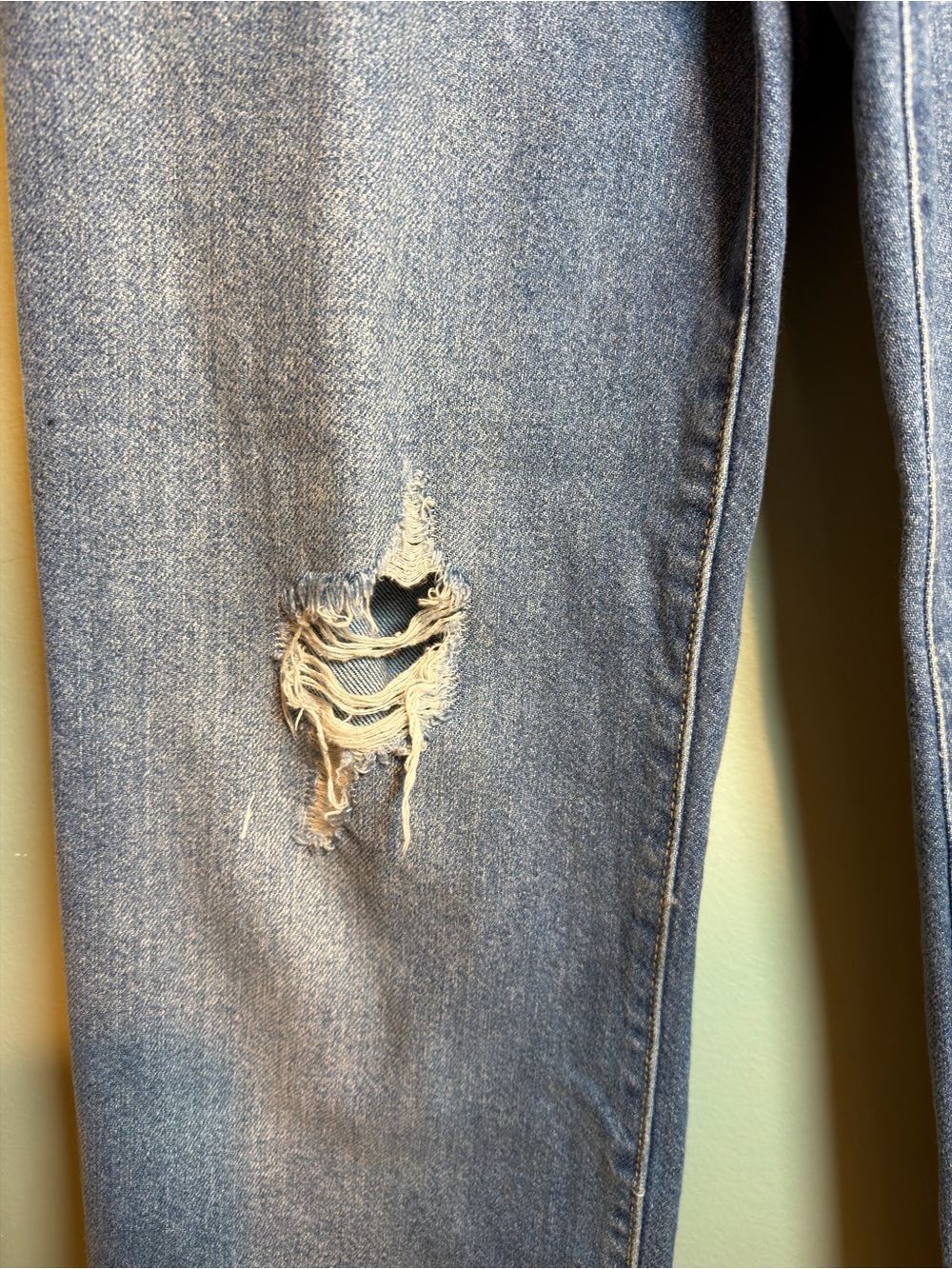 Pilcro by Anthropologie High Rise Wide Leg Distressed Jeans Size 25 100% Cotton - Picture 6 of 8